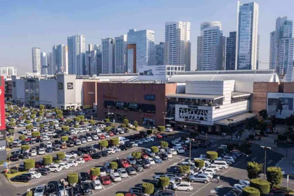 shopping mall in Santa Fe, Mexico