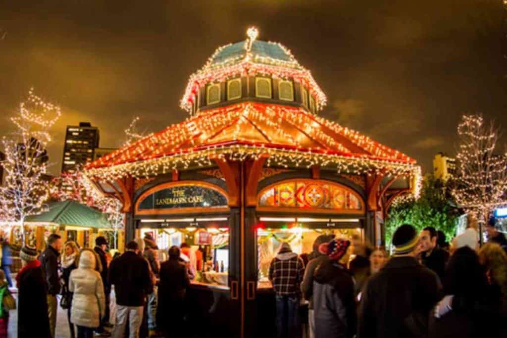 Lincoln park zoo lights at night lit up gazeebo