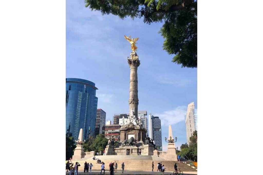 Angel de la Independencia on Reforma Avenue in Mexico City