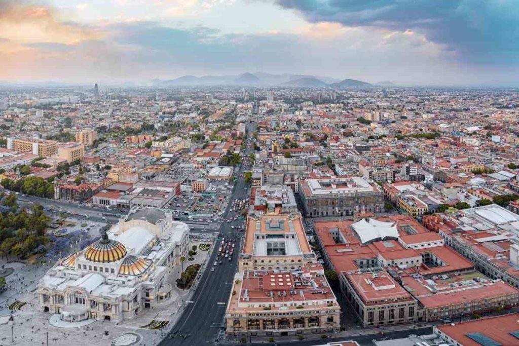views from above the torre latinoamericana in Mexico City, Mexico