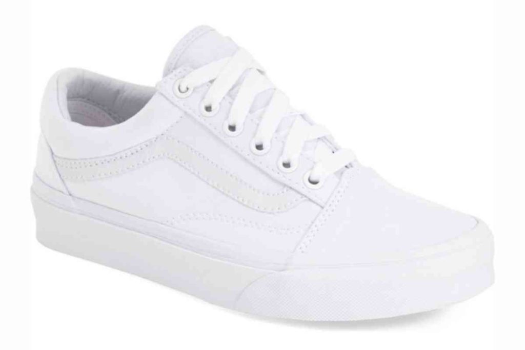 white vans sneaker shoes for travel