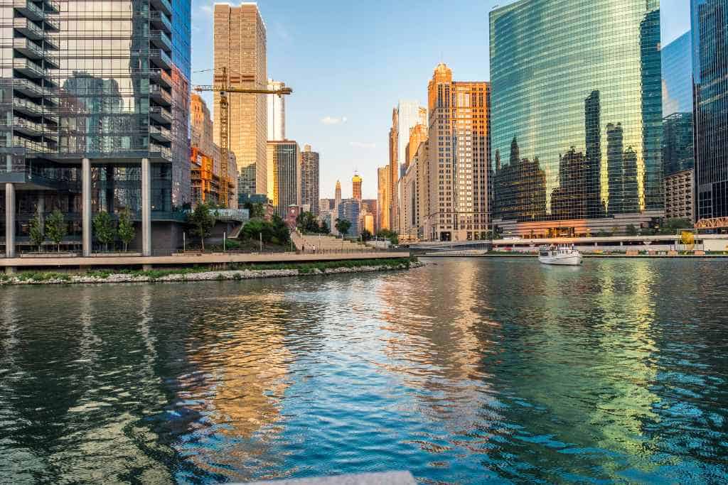 chicago night time bus tour