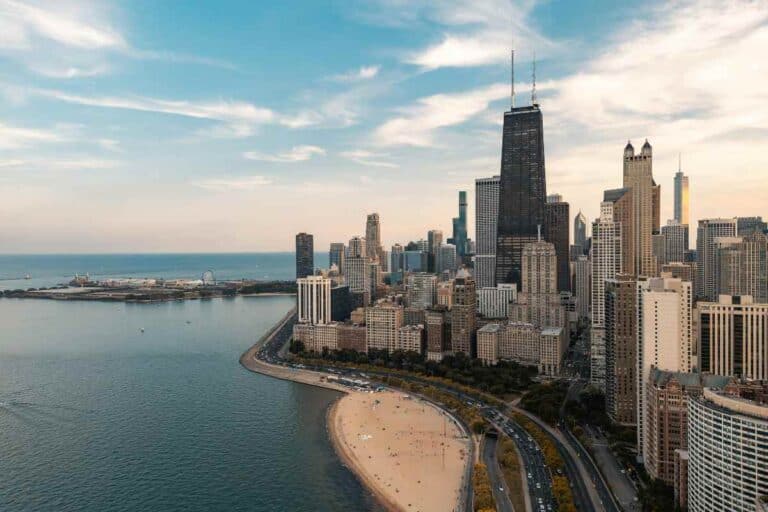Is Chicago Worth Visiting? A Local’s Guide to Help You Decide